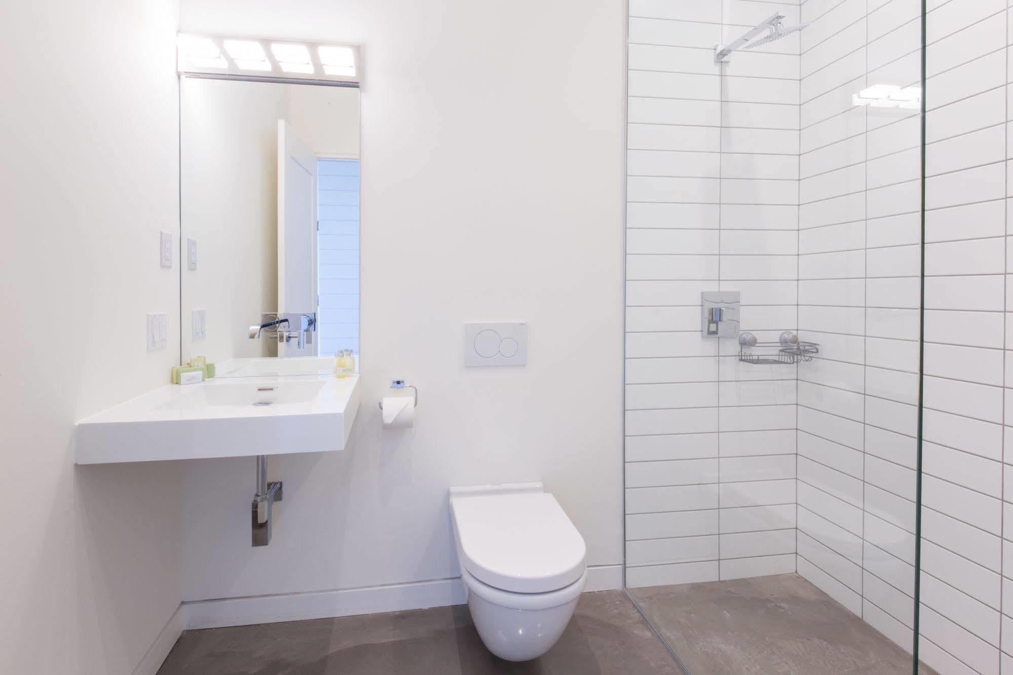 Quarterdeck Beachside Villas & Lofts Summerville Centre Екстер'єр фото